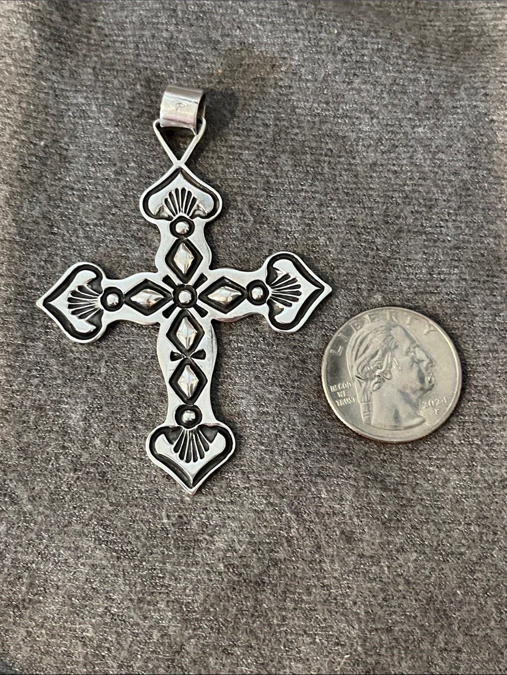 Sterling Phillip Guerro Navajo Cross Pendant - Picture 4 of 9